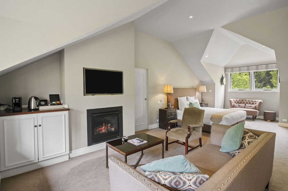 Parklands Country Gardens and Lodges Loft Room 10