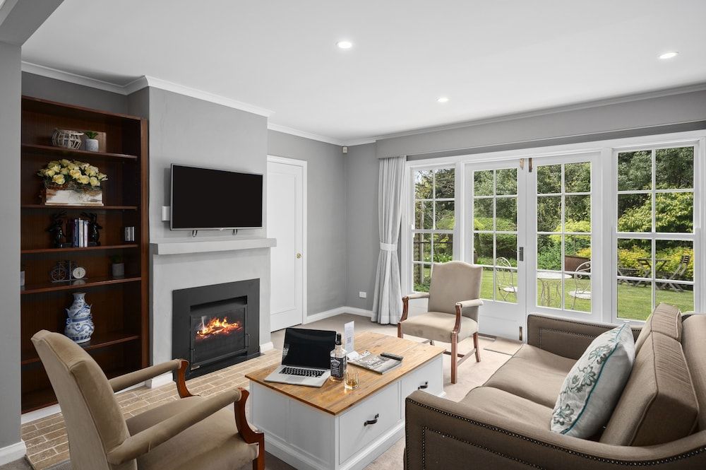 Parklands Country Gardens and Lodges Suite, Garden View 10