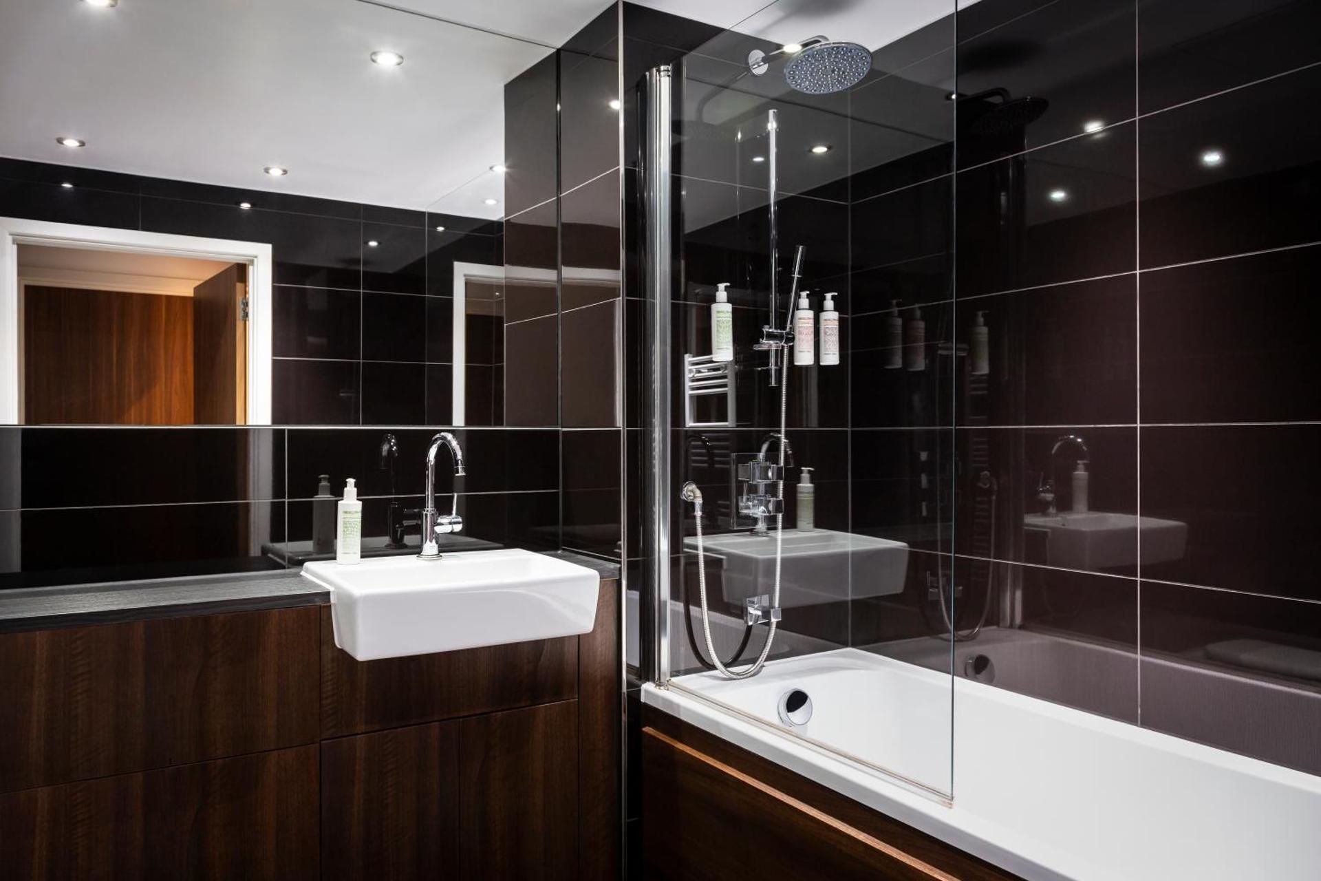 1-Bedroom Apartment