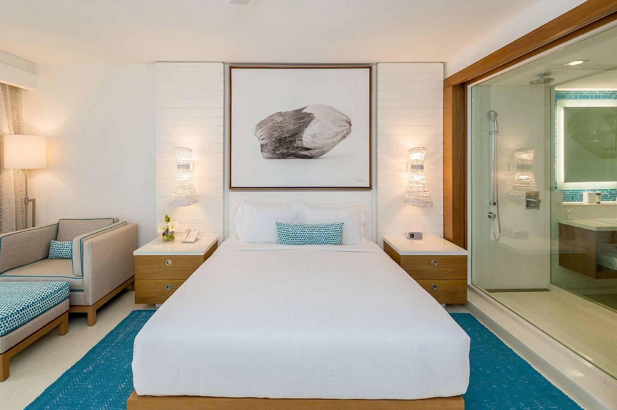 1 King Bed
