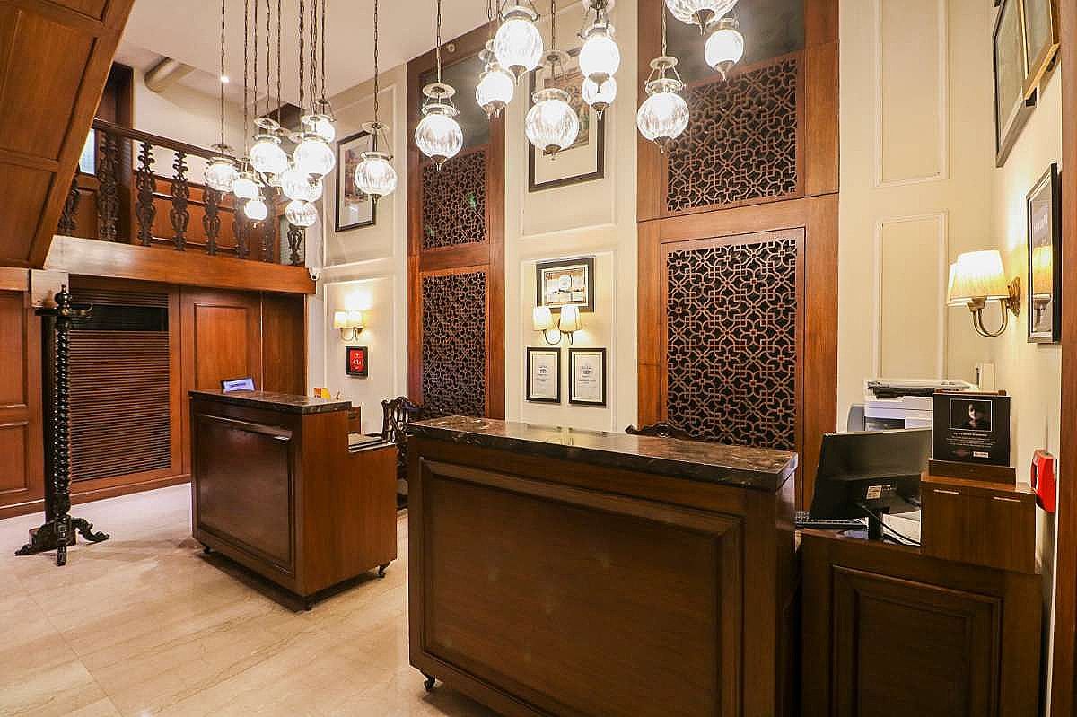 undefined THE ASTOR HOTEL 2