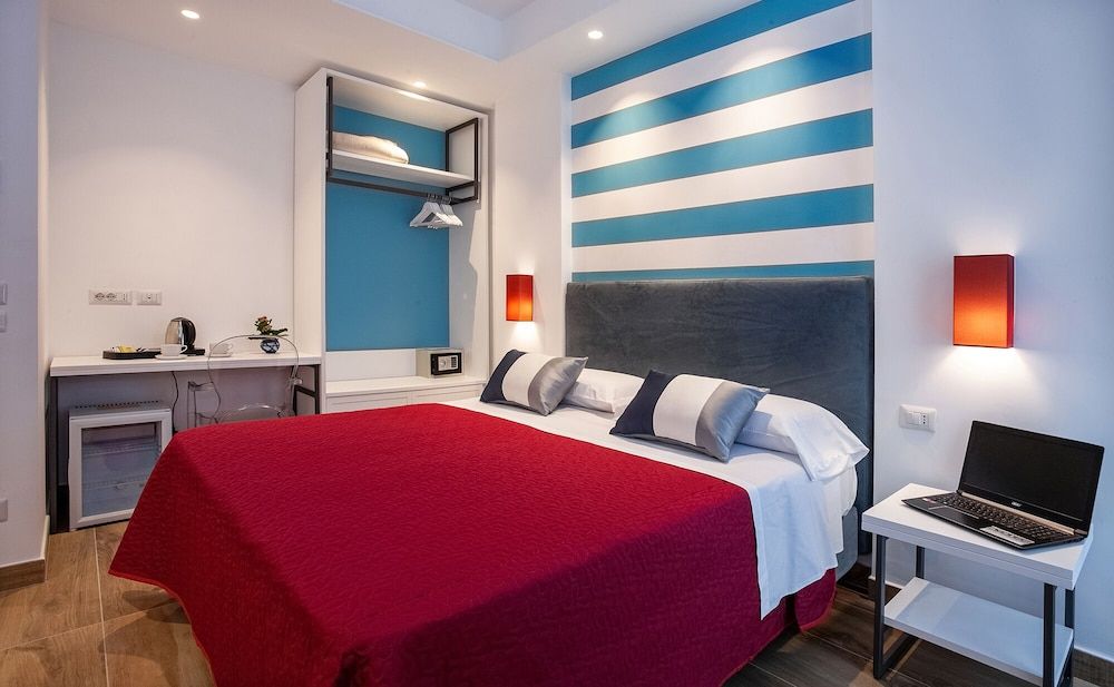 Double room with window