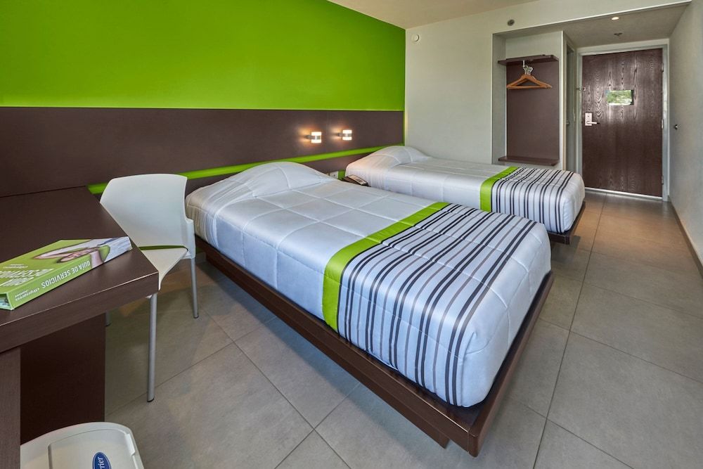 City Express Junior by Marriott Villahermosa Room, 2 Twin Beds, Non Smoking 3