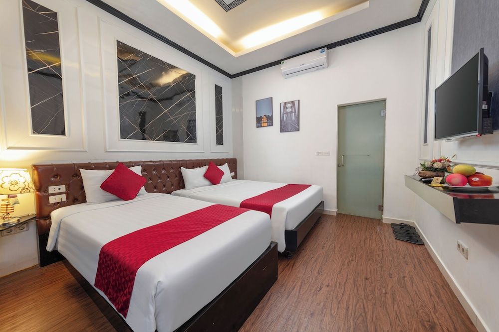 Eclipse Legend Hotel Standard Triple Room