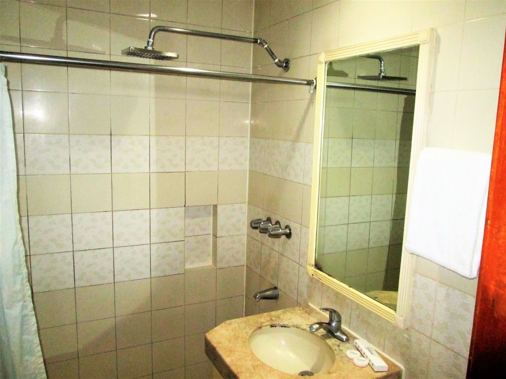 Grand City Hotel Standard Room 4