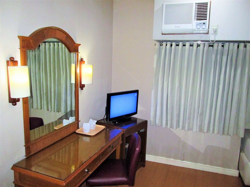 Grand City Hotel Superior Room 6