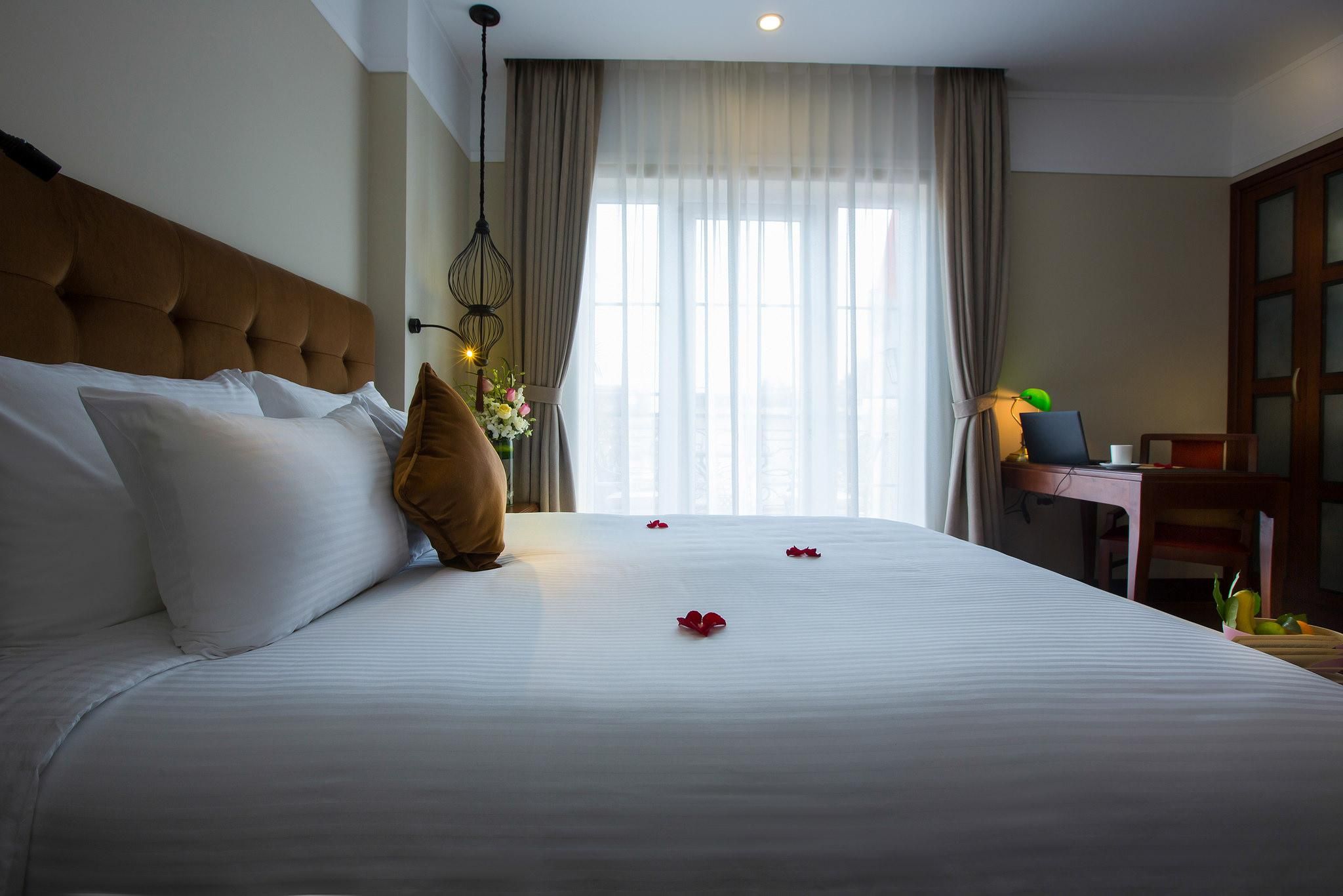 undefined La Siesta Classic Ma May 5