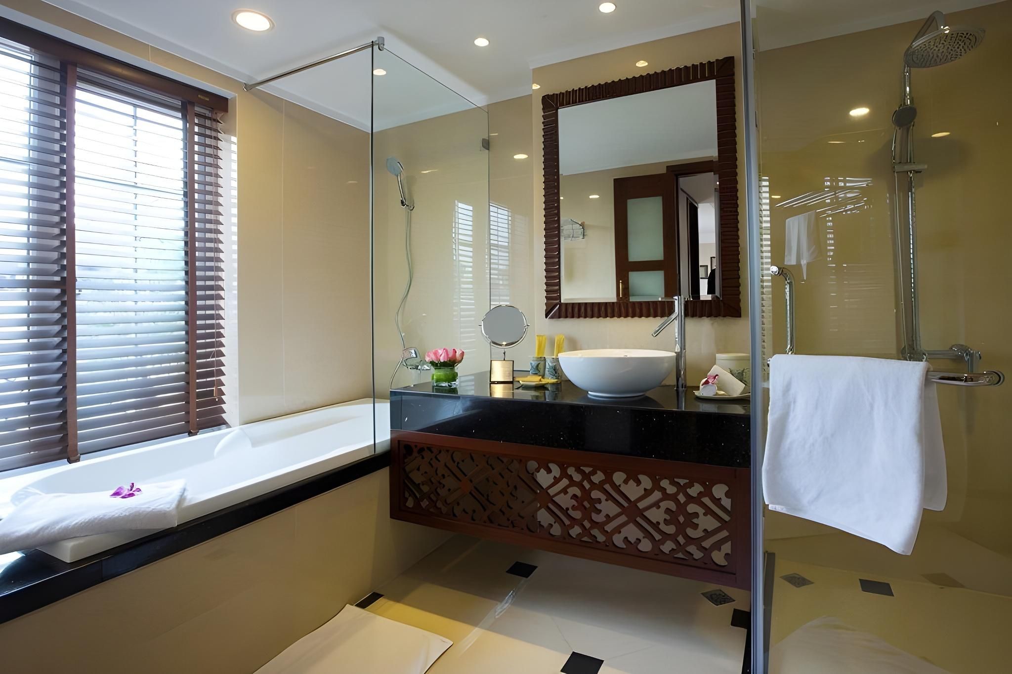 undefined La Siesta Classic Ma May 7