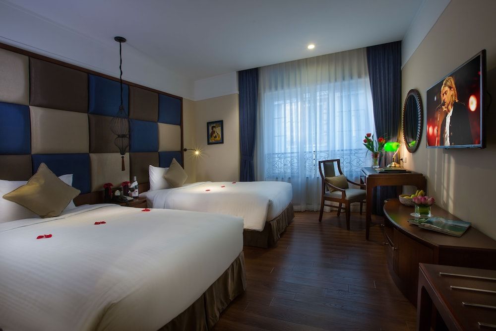 La Siesta Classic Ma May Deluxe Room 5