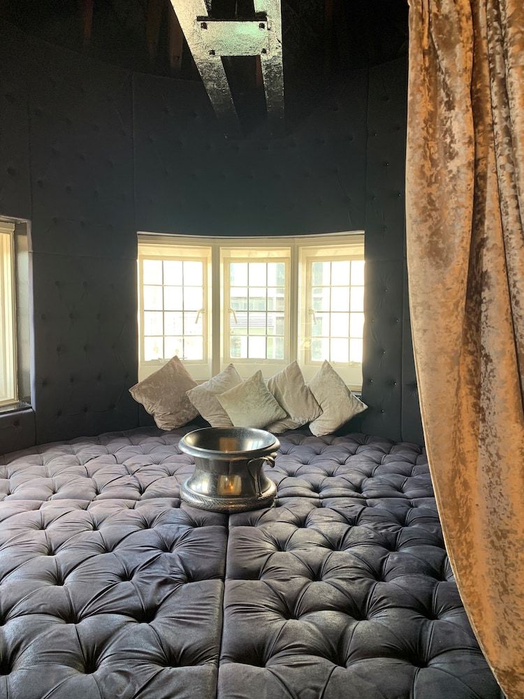 undefined 30 James Street 7