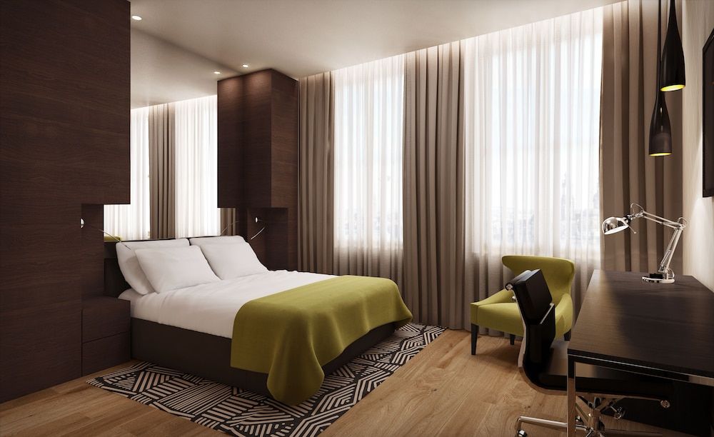 Holiday Inn Dresden - Am Zwinger by IHG Standard Room, 1 Double Bed