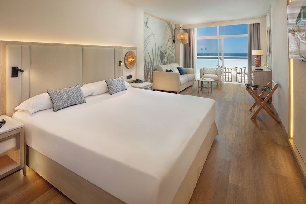 Standard Double Room, Balcony, Sea View (Essence, 2 adults and 1 child)