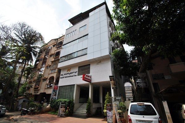 undefined Amshi International Inn