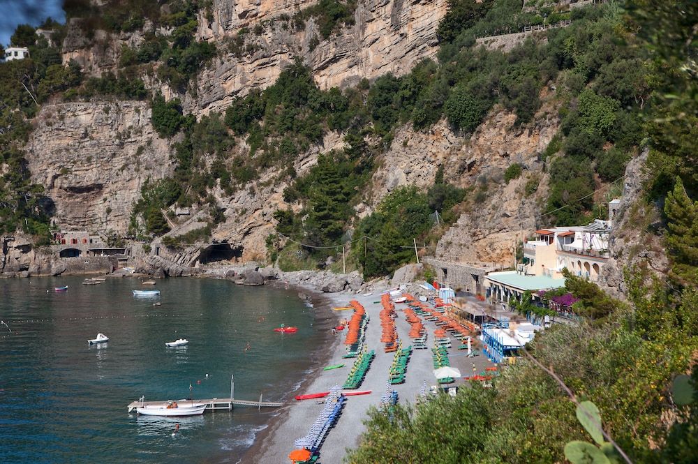 undefined Hotel Pupetto 6