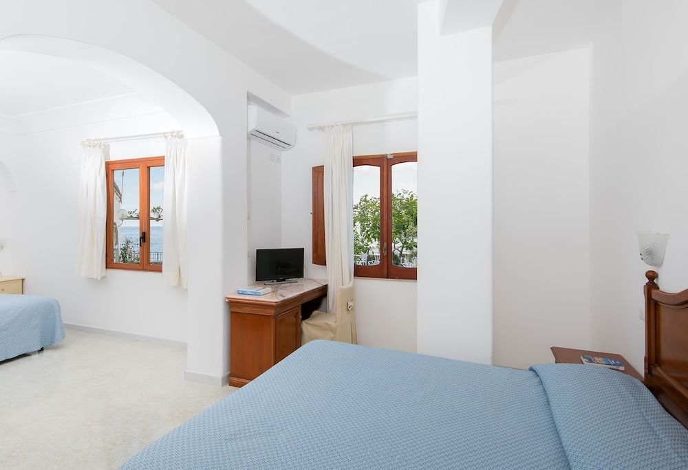 undefined Hotel Pupetto 5