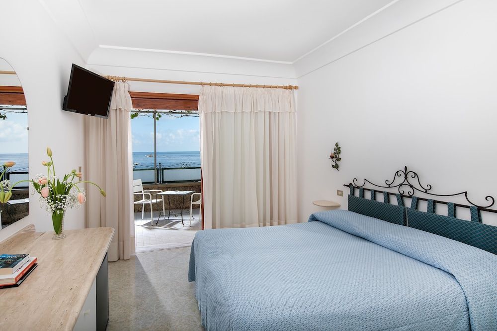 undefined Hotel Pupetto 7