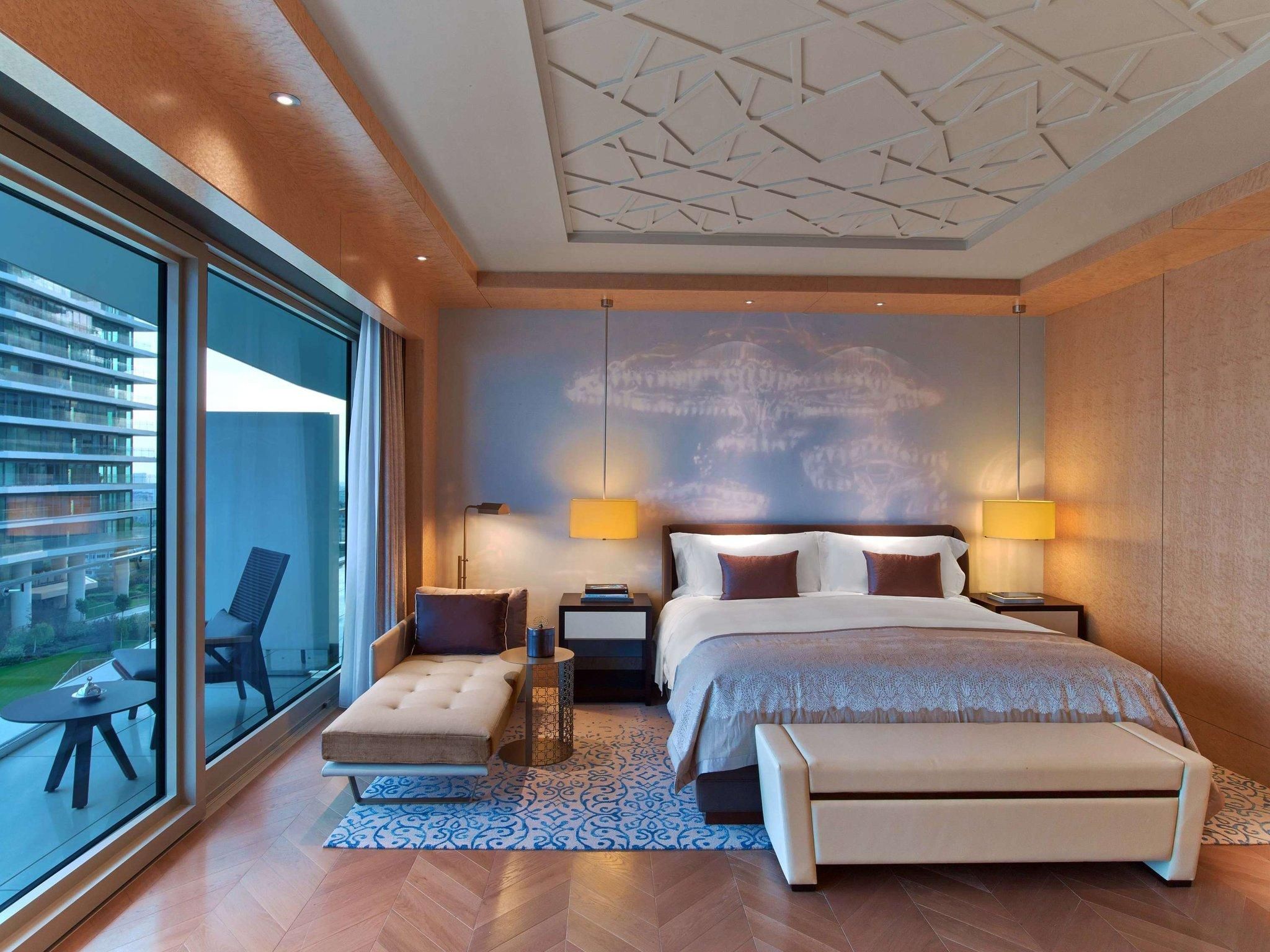 Premier Room - 1 King Bed,72 Sqm