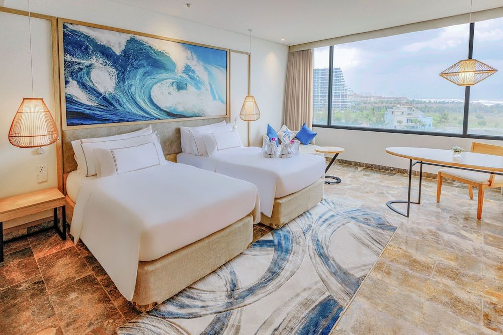 Melia Danang Beach Resort