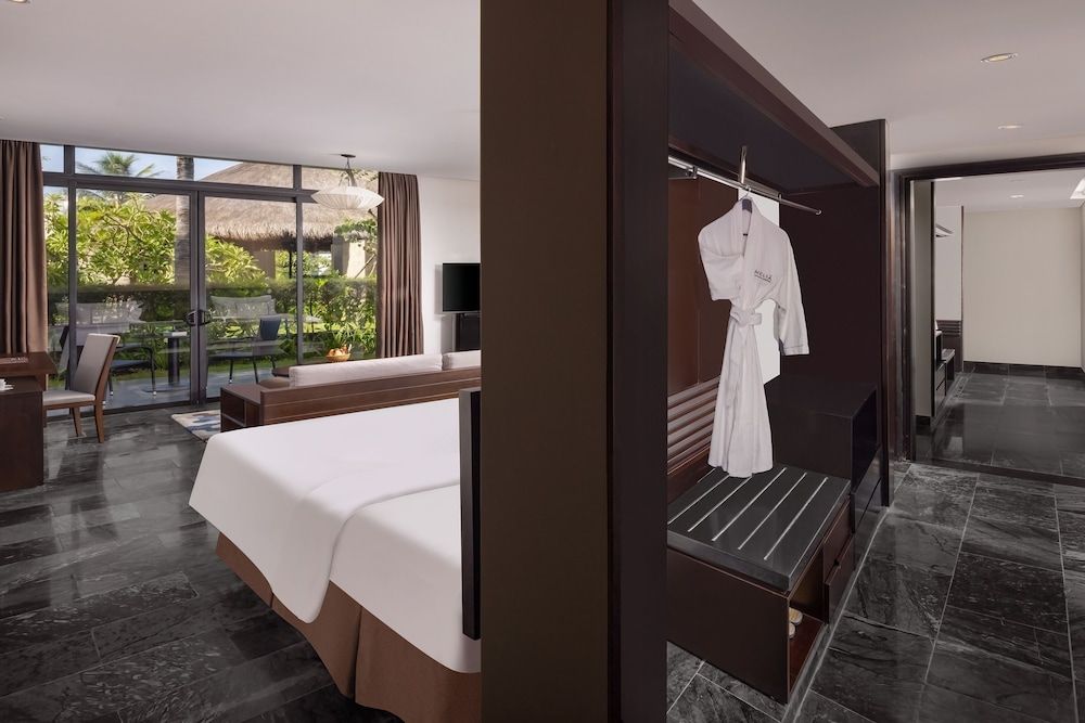 Melia Danang Beach Resort