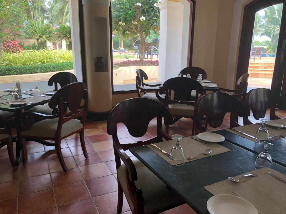 Food & Dining