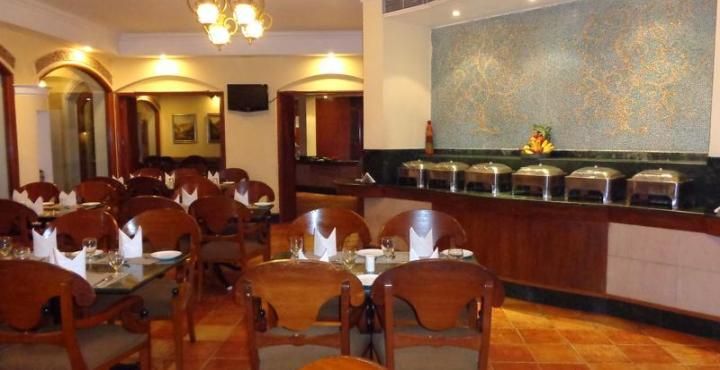 Food & Dining