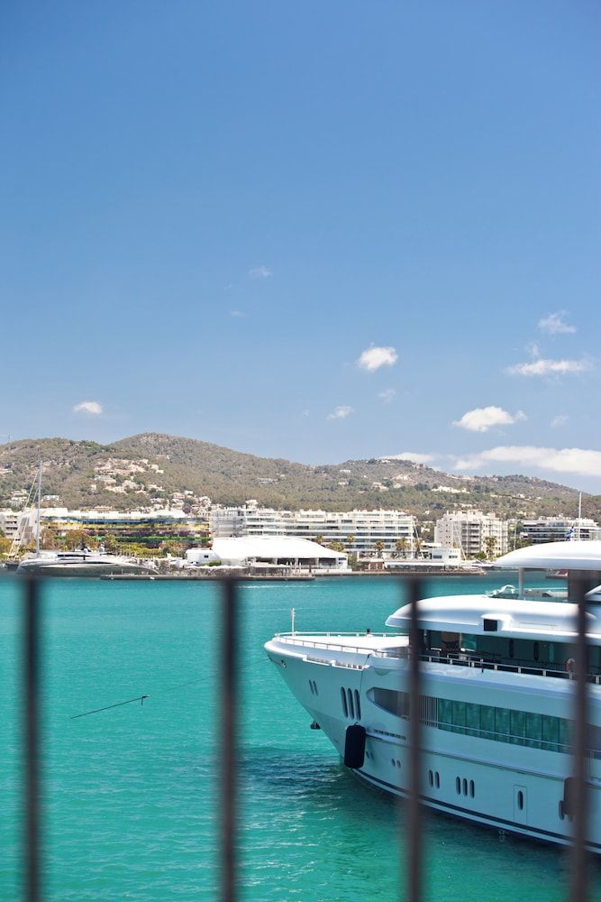 undefined Ryans La Marina 4