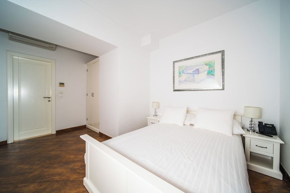 Apartment, 2 Bedrooms, Pool View, Ground Floor
