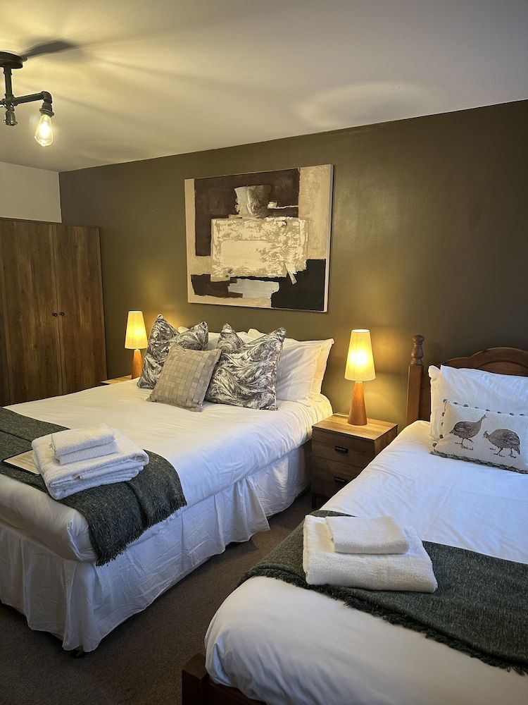 The Bull On The Green Suite, Accessible (Disabled Access) 3