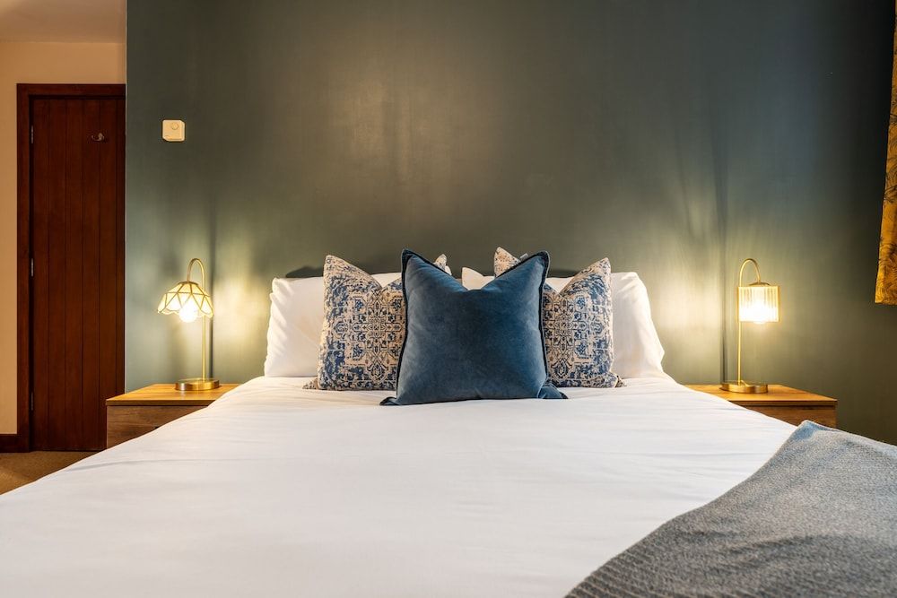 The Bull On The Green Deluxe Double Room, Ensuite 5