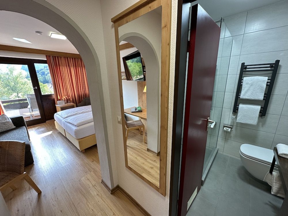 Landhotel Maiergschwendt by DEVA Classic Double Room 12