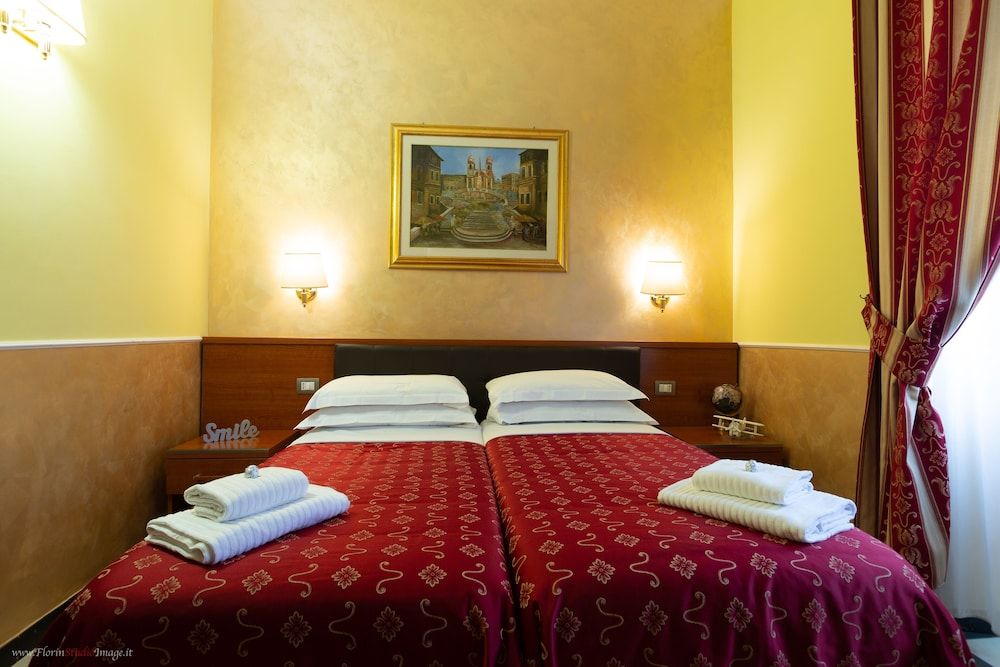 undefined Hotel Centro Cavour 9