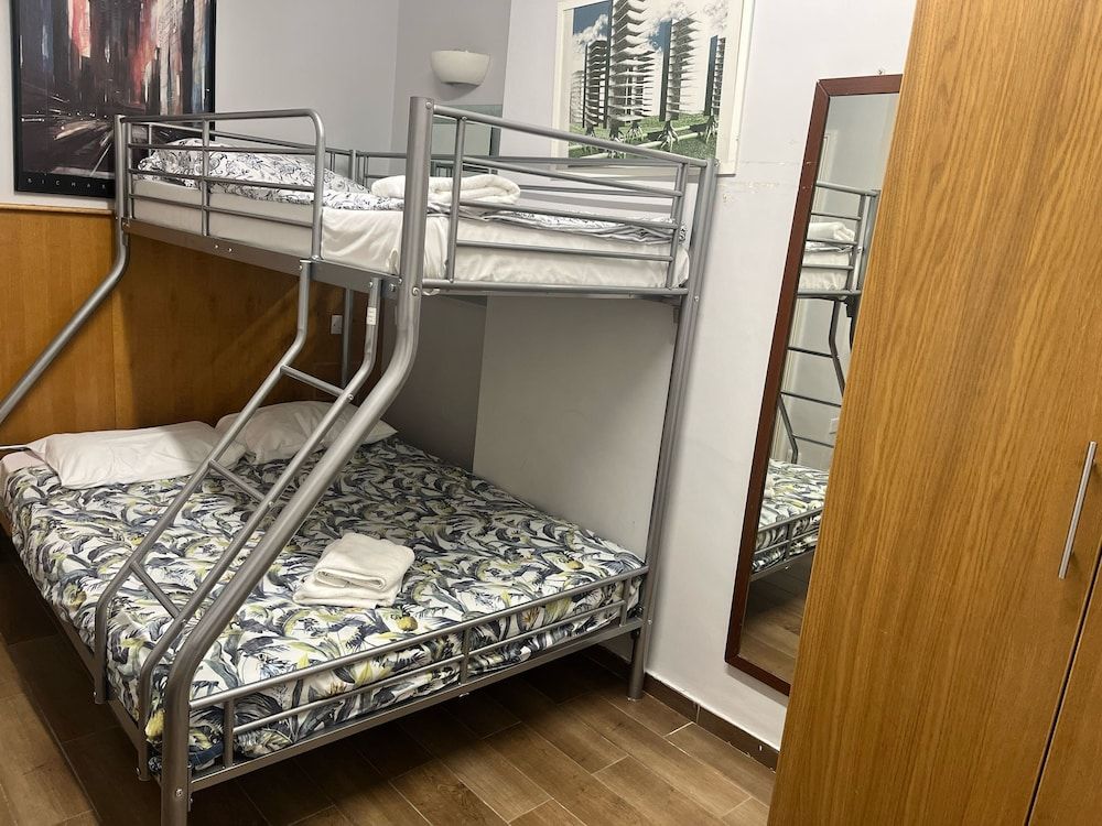 Family Triple Room, 1 Bedroom, Ensuite