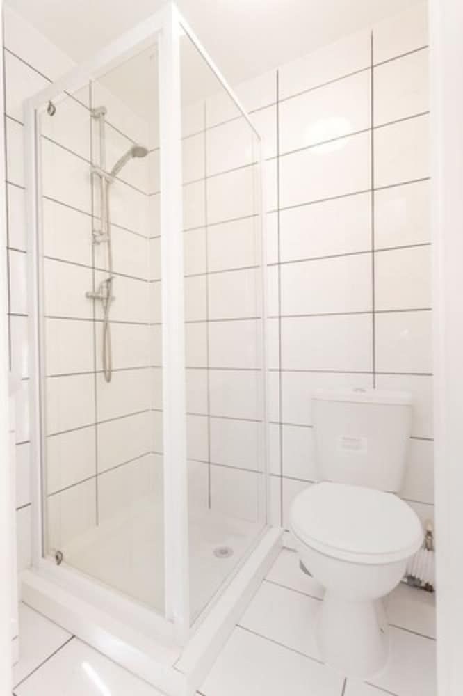 Atlas Hostel Basic Double Room, 1 Double Bed, Ensuite 8