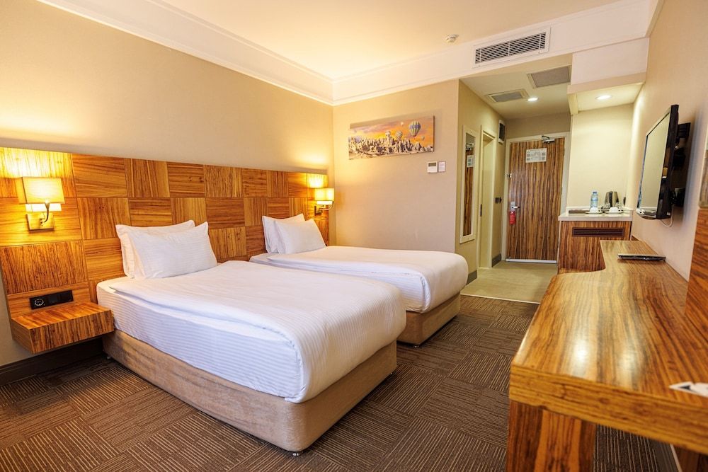 Ramada by Wyndham Cappadocia Standard Room, Non Smoking (3 Twin or 1 French Bed and 1 Single) 4