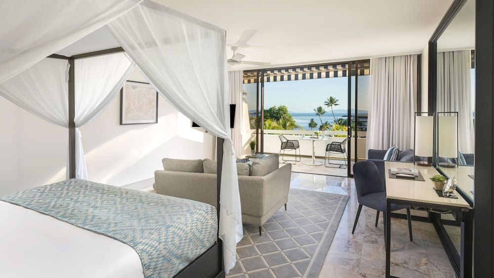 Premium Room, 1 King Bed (Lagoon Ocean View)