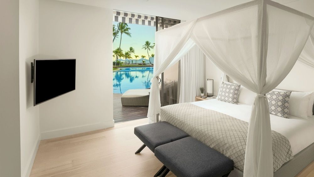 Suite, 1 Bedroom, Pool Access (Adults Only)