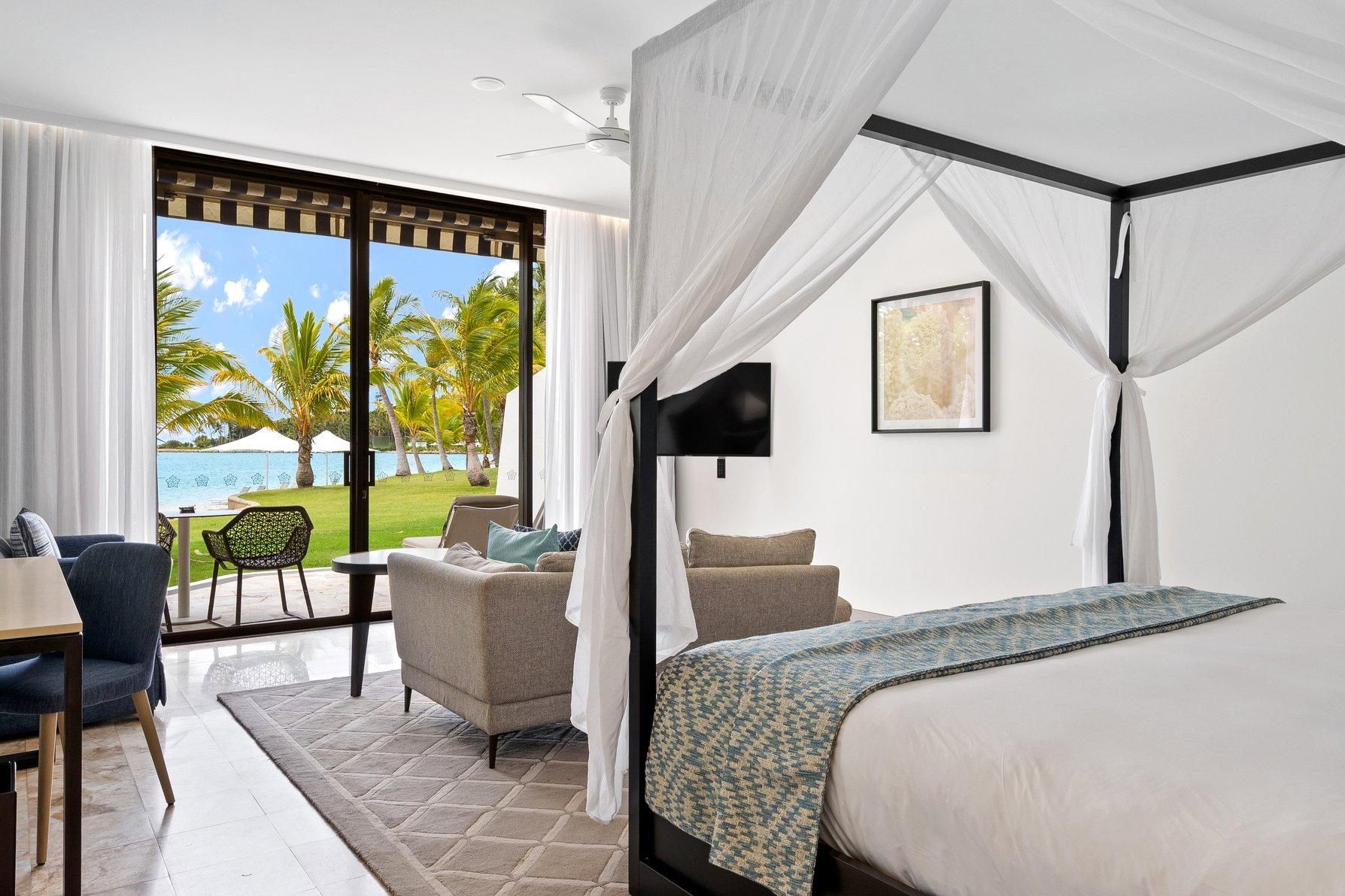 1 King Premium Beach Access