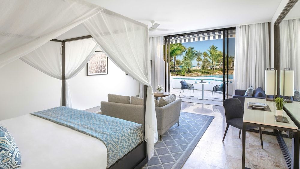 Premium Room, 1 King Bed (Lagoon Ocean View)