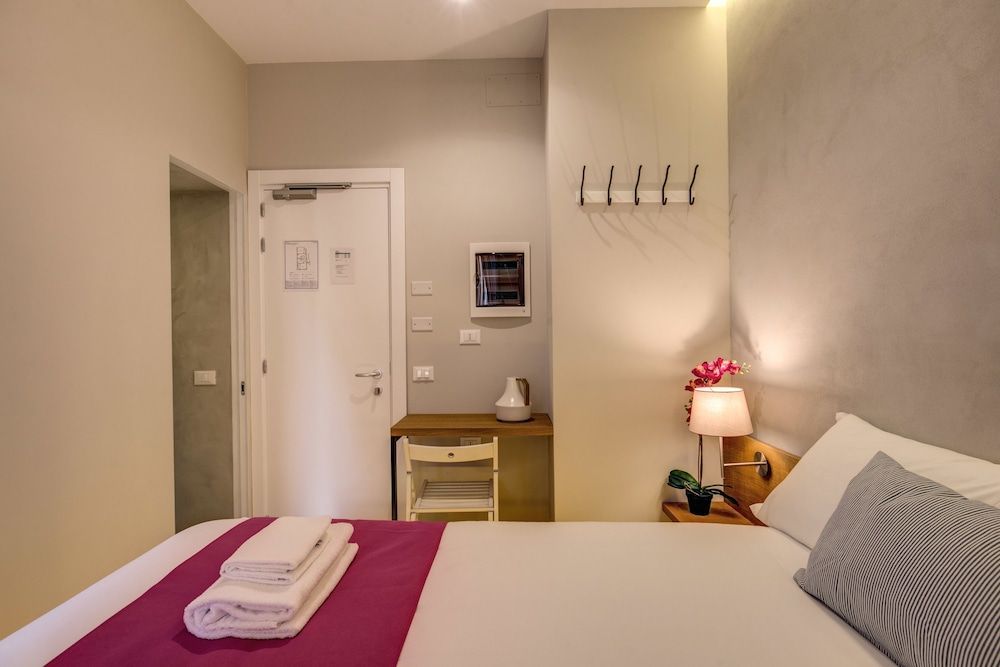 The Spanish Suite Double Room 10