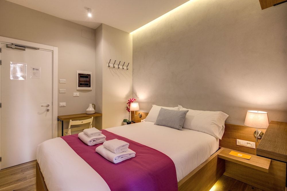 undefined The Spanish Suite 9