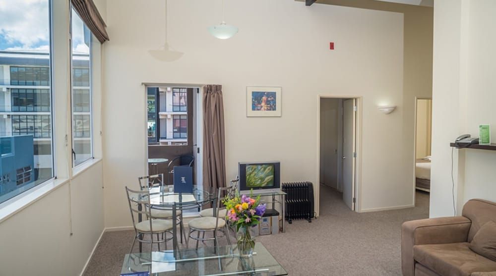 Courtenay Village Apartment, 2 Bedrooms 13