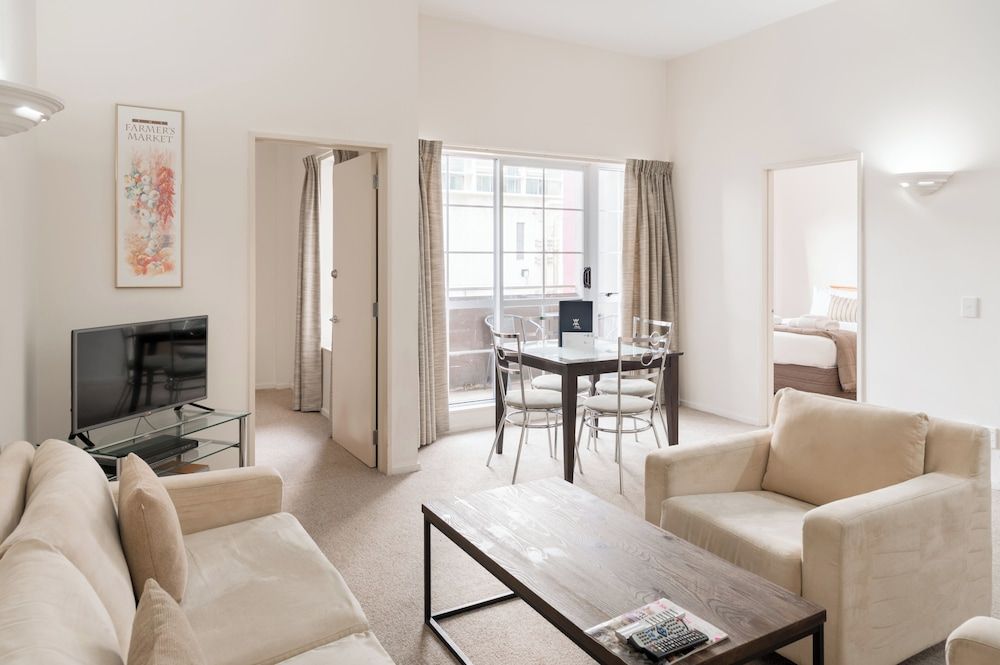 Courtenay Village Apartment, 2 Bedrooms 12