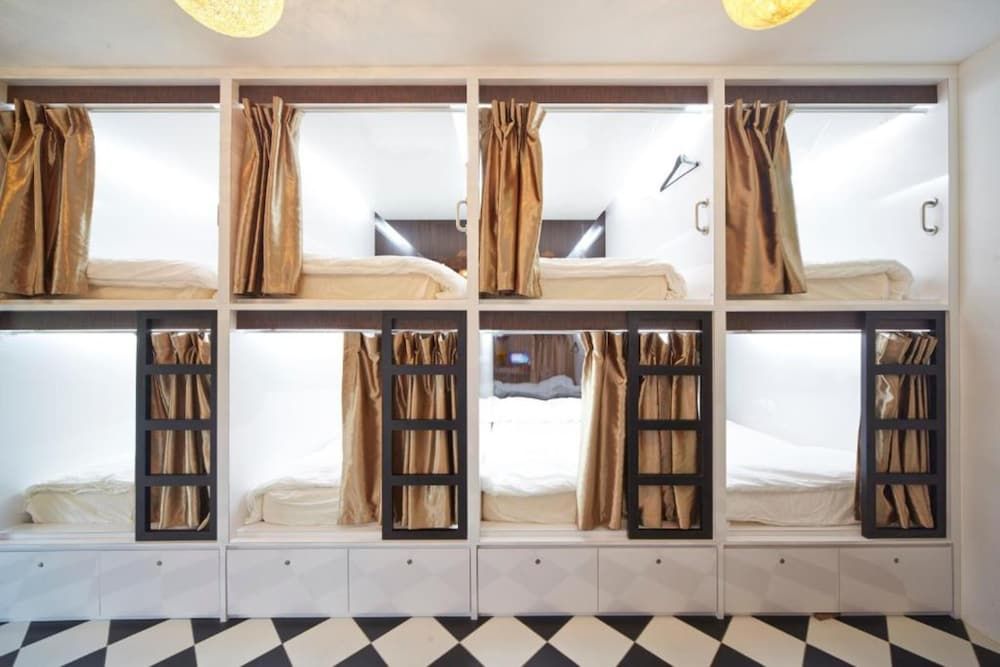 Shared Dormitory, 1 Double Bed