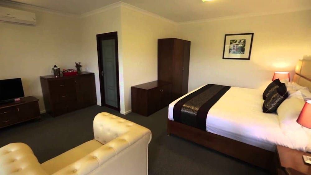 Foothills Conference Centre Executive Room 3
