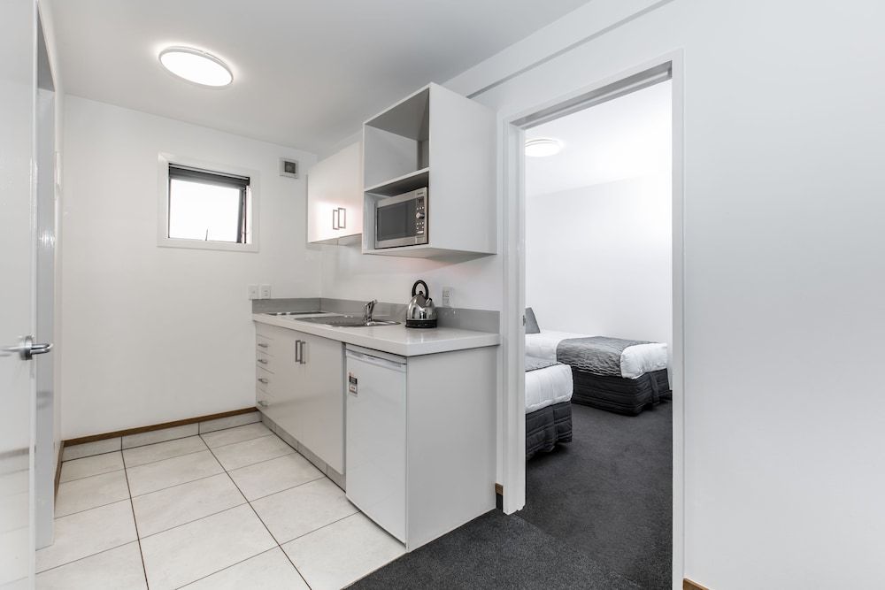 Palms Motel Family Apartment 4