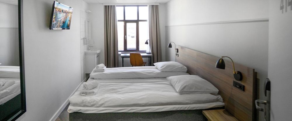 undefined Go Hotel Saga 6