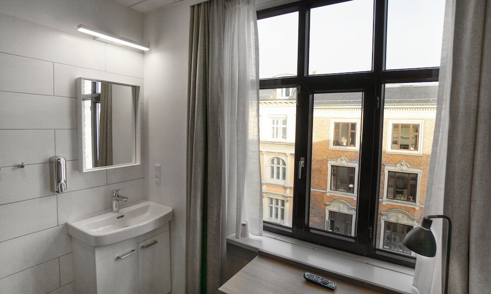 undefined Go Hotel Saga 7