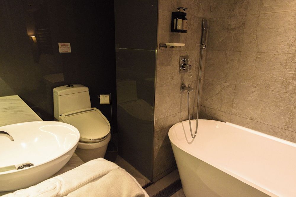 Newful Hotel Design Double Room 4