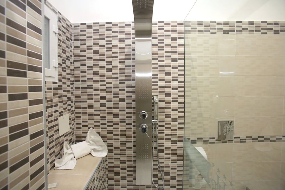 Hotel Vergilius Billia Economy Double Room 6