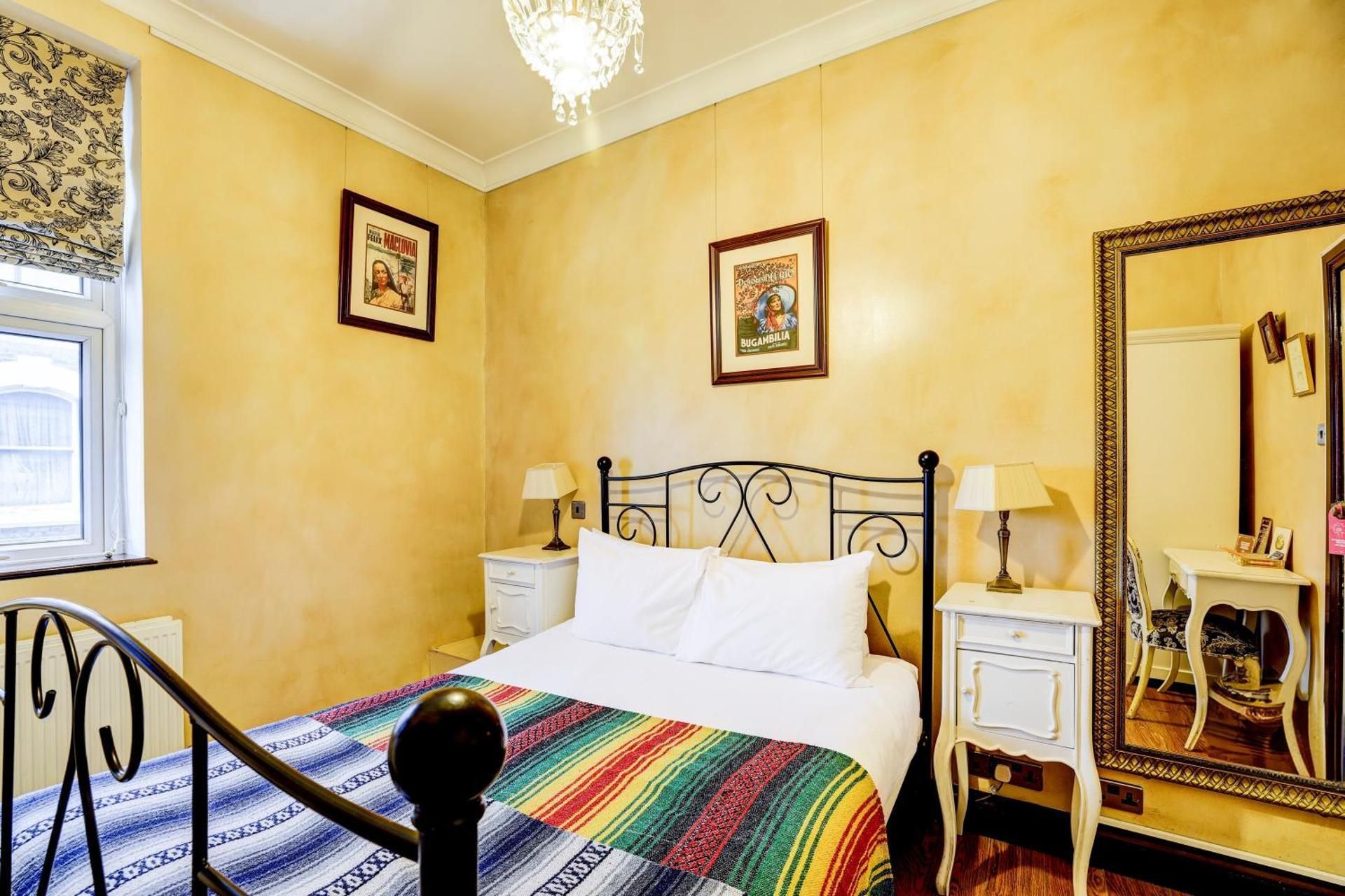 Double Room with Shared Bathroom Facilities